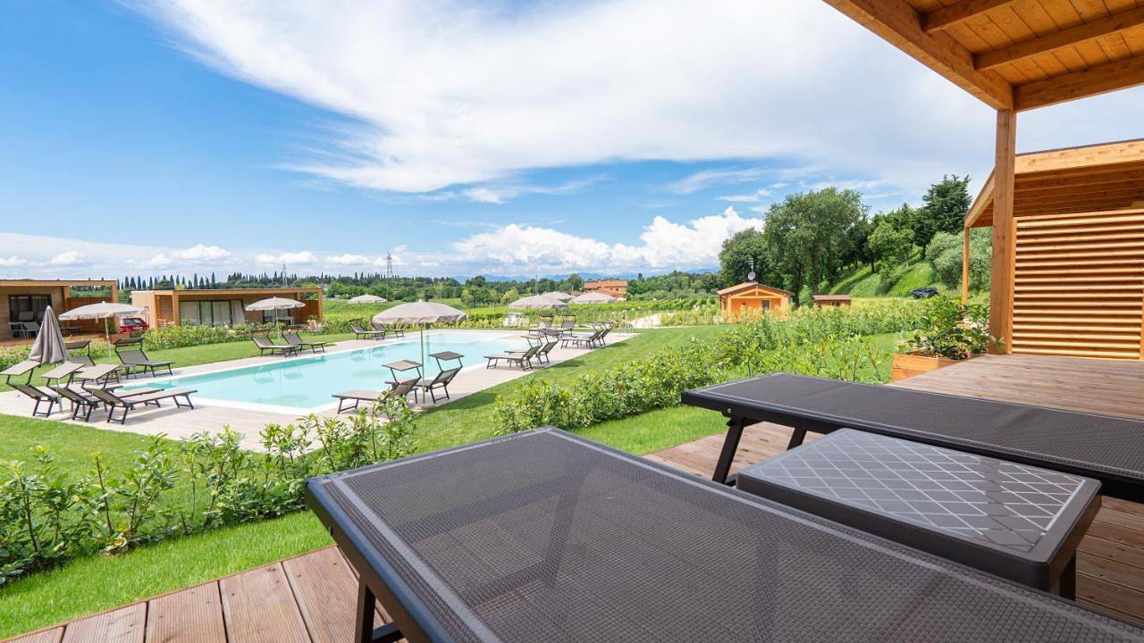 Agricamping Ai Prati in Lazise, Gardasee-Berge