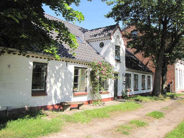 Ferienwohnung für 2 Personen, mit Terrasse und Garten sowie Ausblick