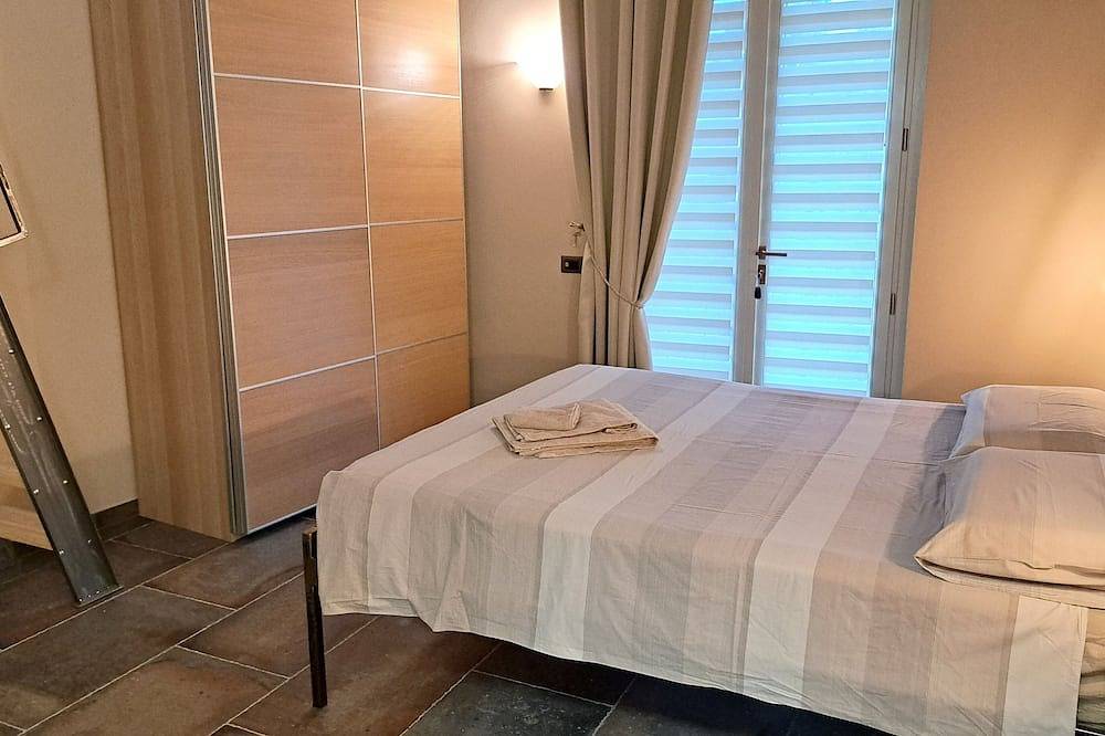 Apartamento entero, A vacation in the midst of nature just a stone's throw from Alba? in Alba, Langhe