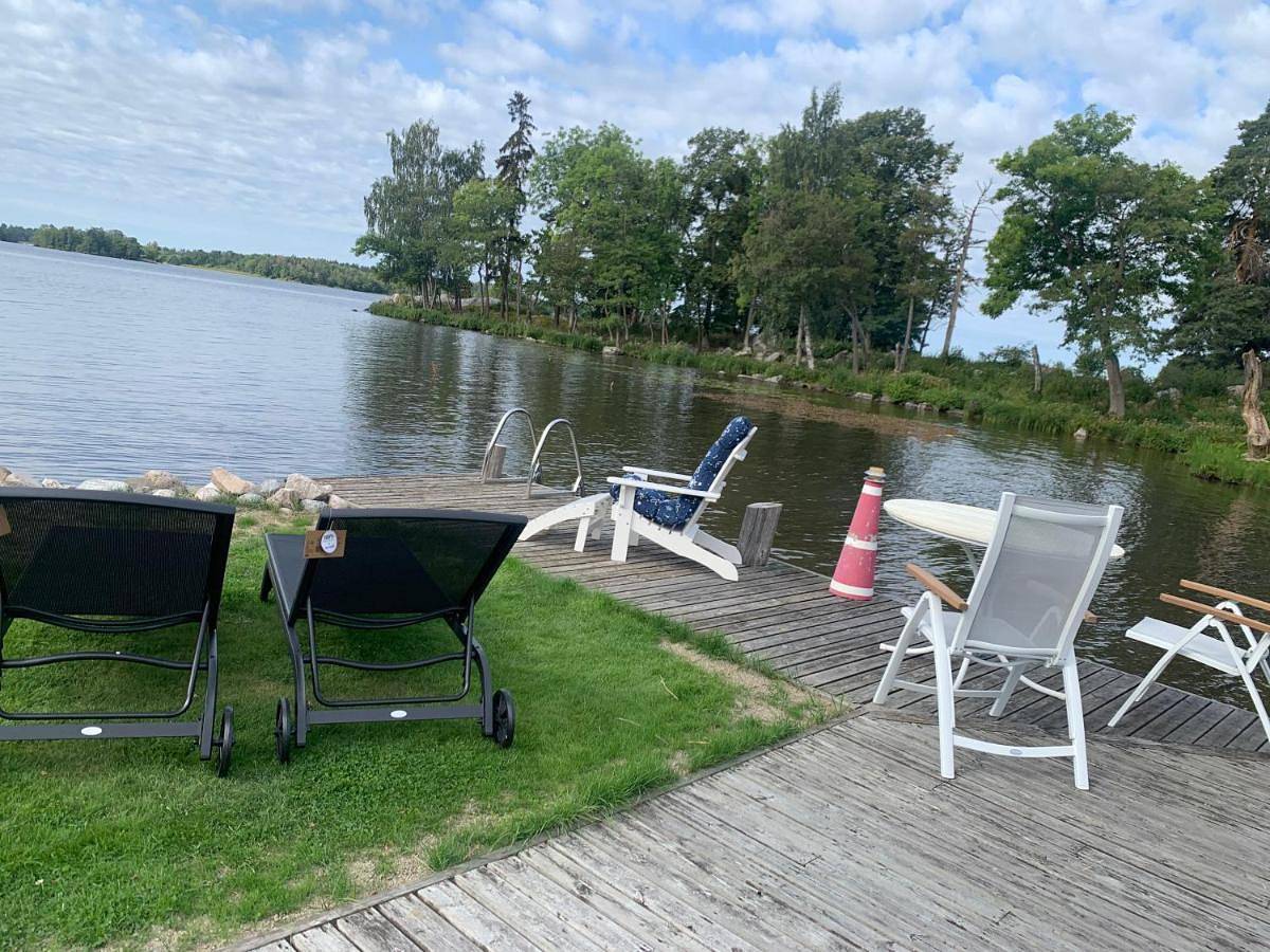 Pärla med egen brygga in Mälarmeer