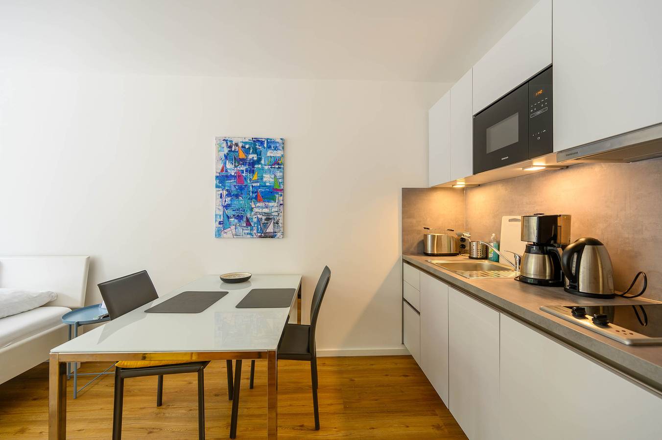 Ganze Ferienwohnung, Silbermöwe in Kieler Förde, Kiel