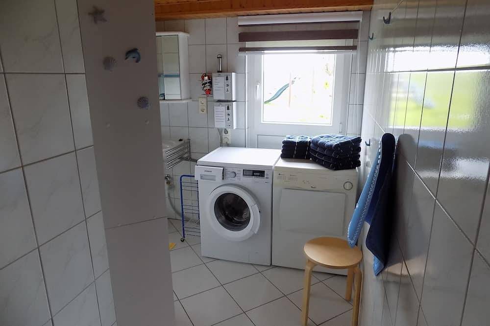 Ganze Wohnung, Kinderfreundliche Ferienwohnung in ländlicher Alleinlage, Wlan in Friederikensiel, Wangerland