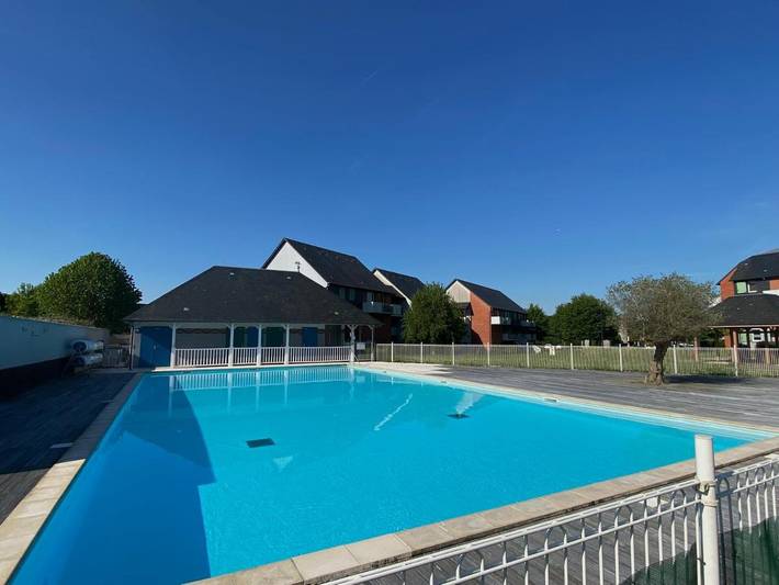 Gîte pour 6 personnes, avec piscine ainsi que terrasse et vue à La Rivière-Saint-Sauveur - 3