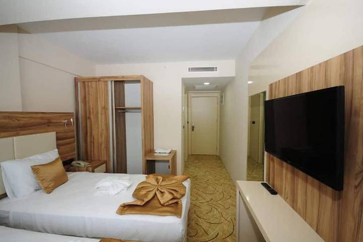 Hotels in der Kategorie Standard Tek Kişilik Oda Grand Hekimoğlu in Izmir, Türkische Ägäis