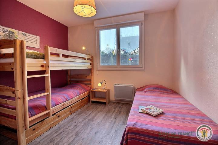 Gîte pour 4 personnes, avec terrasse et jardin
