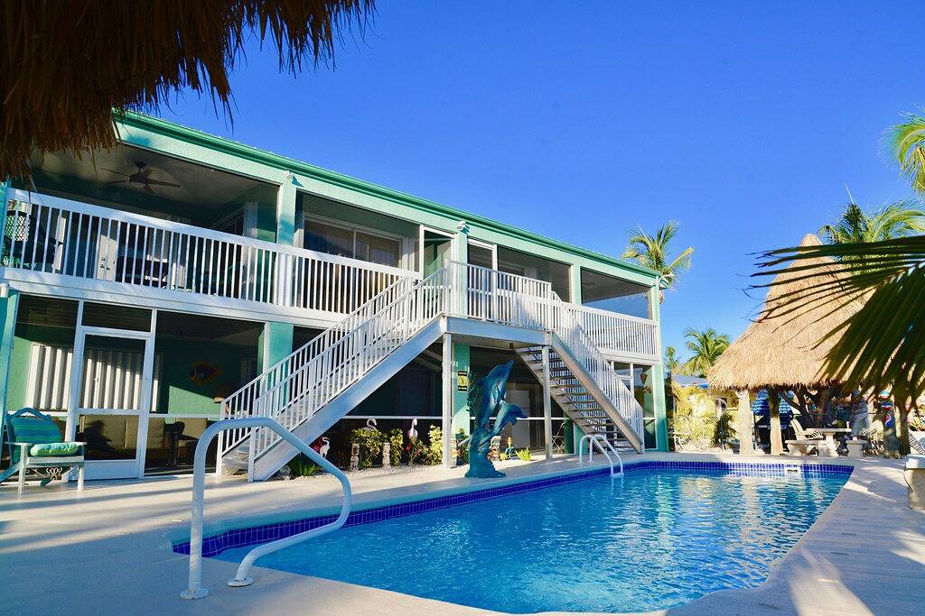 Endschlüssel Grand 3/2 W / 90 'Private Dock, Keine Dockage Gebühren, Trailer Storage enthalten in Duck Key, Monroe County