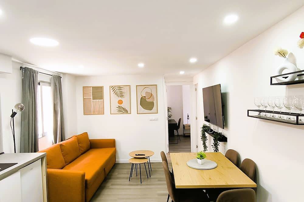 La Parada de Arco by Alogest in Zaragoza, Provincia de Zaragoza