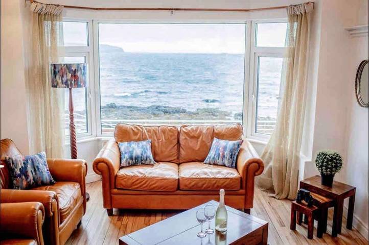 Holiday rental for 11 people, with view and garden in Portstewart