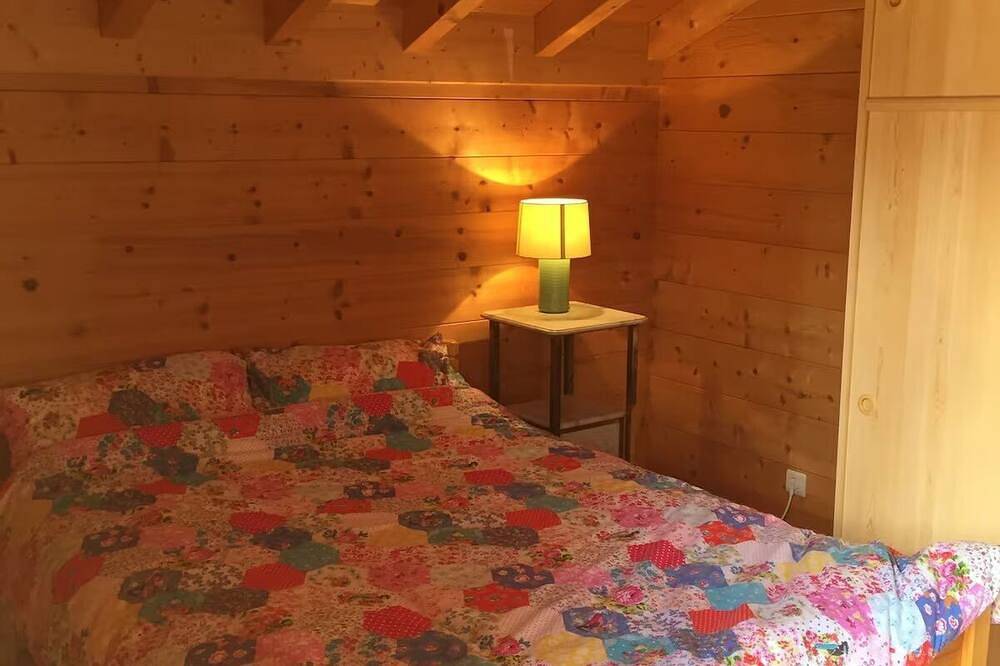 French Mountain Chalet in Morzine area (Essert Romand) in Essert-Romand, Les Portes du Soleil