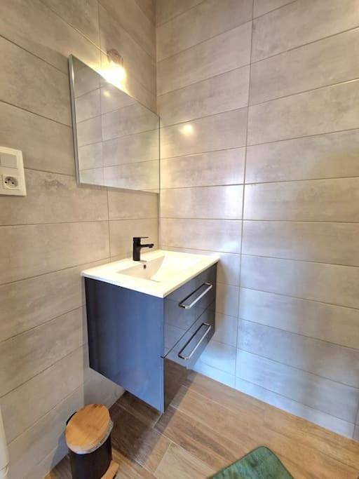 Appartement entier, One-Bedroom Apartment in Pays de Pontarlier, Jura Francais