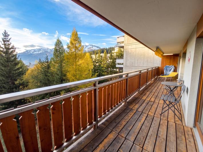 Gîte pour 6 personnes, avec terrasse à Lens (Suisse)