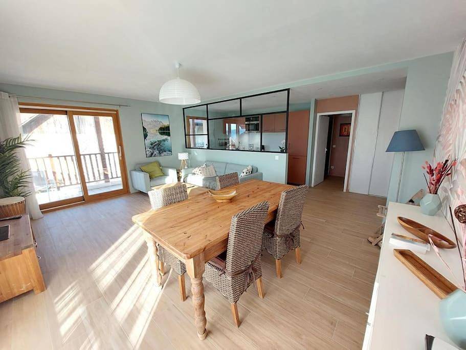 Appartement entier, Charmant Appartement Lac d'Annecy / Ski - 6 Pers in Menthon-Saint-Bernard, Région d'Annecy