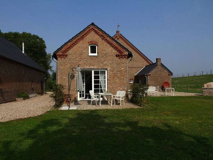 Location de vacances pour 4 personnes, avec Terrasse ainsi que Jardin et Piscine dans Bas-Rhin