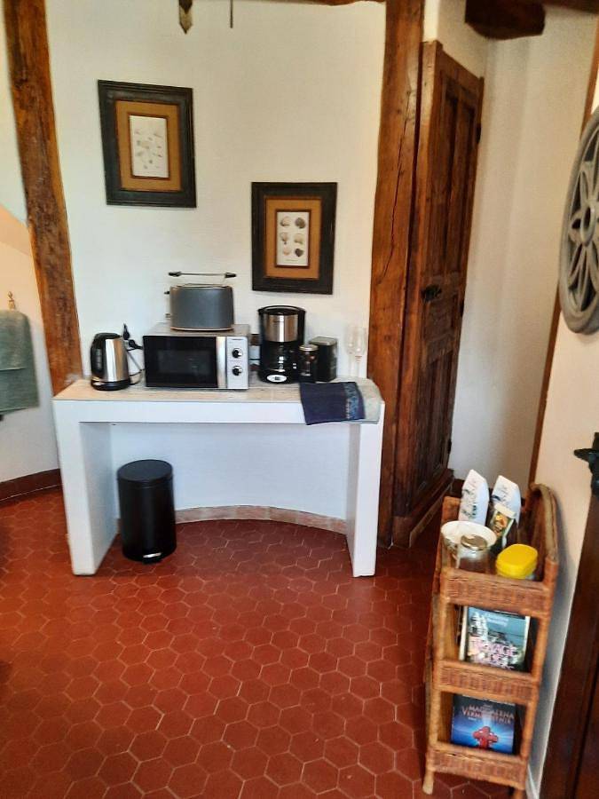 Location de vacances pour 2 personnes, avec vue et jardin, animaux acceptés à Beaumont-la-Ronce - 3