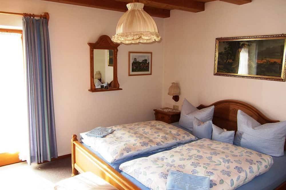 Ganze Wohnung, Ferienwohnung Edelweiß - Gästehaus Schönblick in Bad Bayersoien, Bayerische Alpen