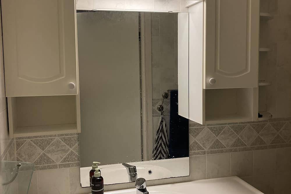 Vertikaldelt bolig i hjertet av Sunnmørsalpene in Sykkylven