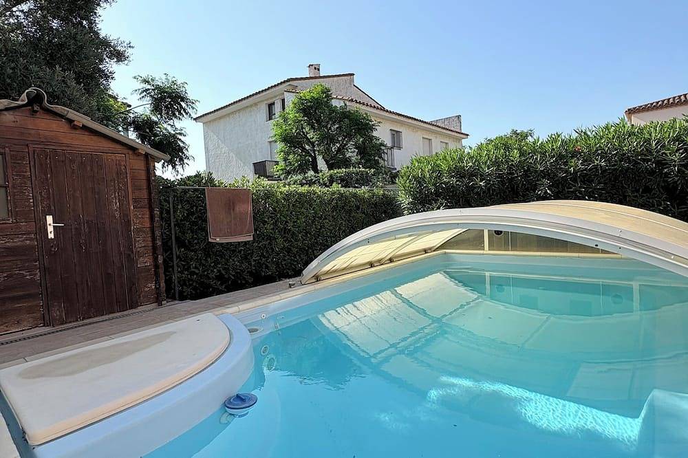 Superbe maison avec piscine privée proche plage et Port in Saint-Cyprien-Plage, Saint-Cyprien
