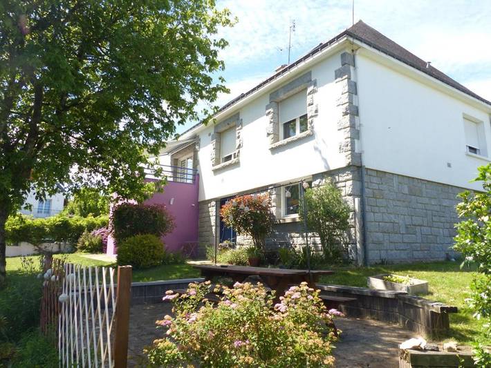 Location de vacances pour 2 personnes, avec Jardin et Vue à Réguiny - 2