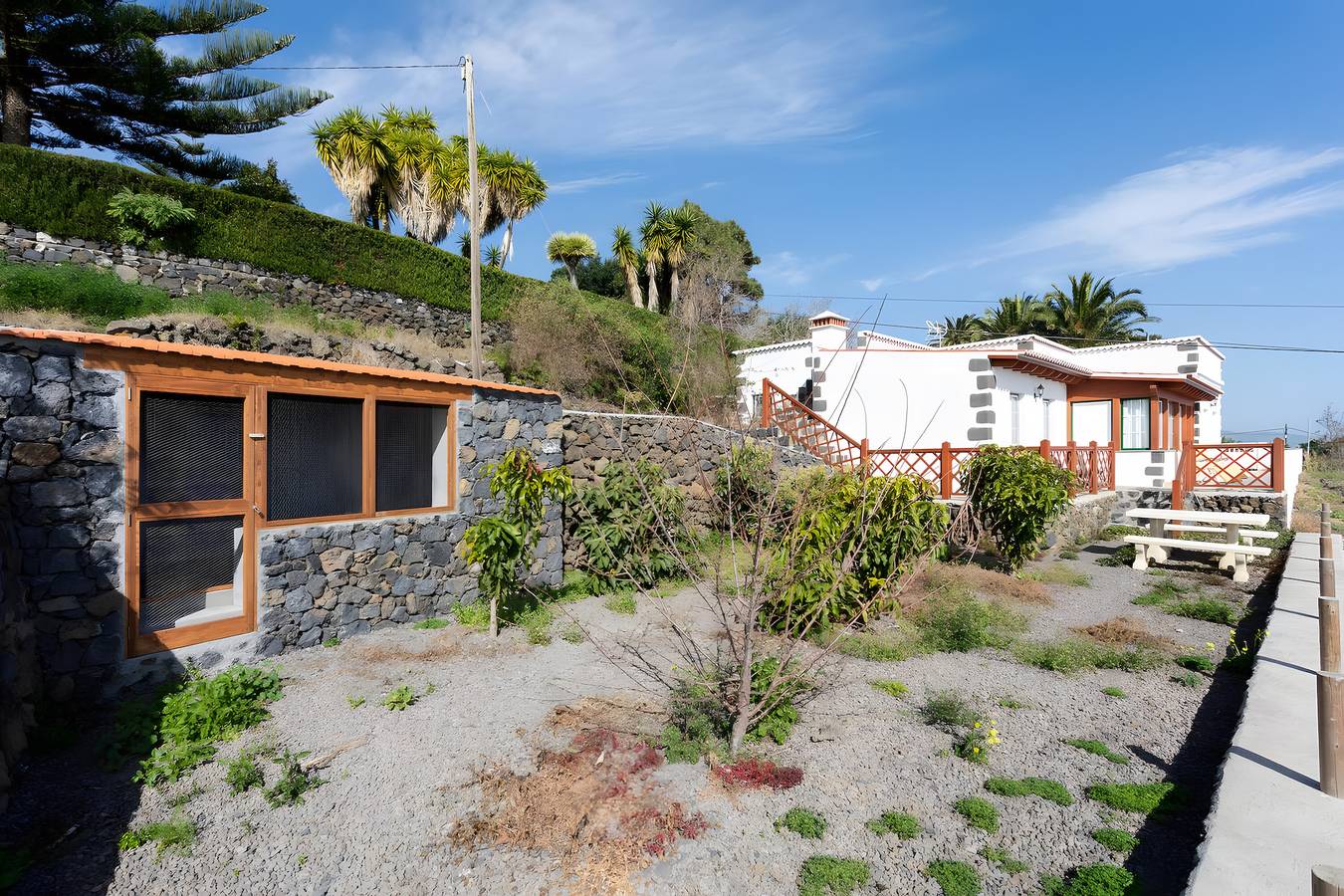 Casa Vacacional 'Los Duraznos' con Terraza Privada, Jardín Privado y Wi-Fi in Callejones, Villa de Mazo