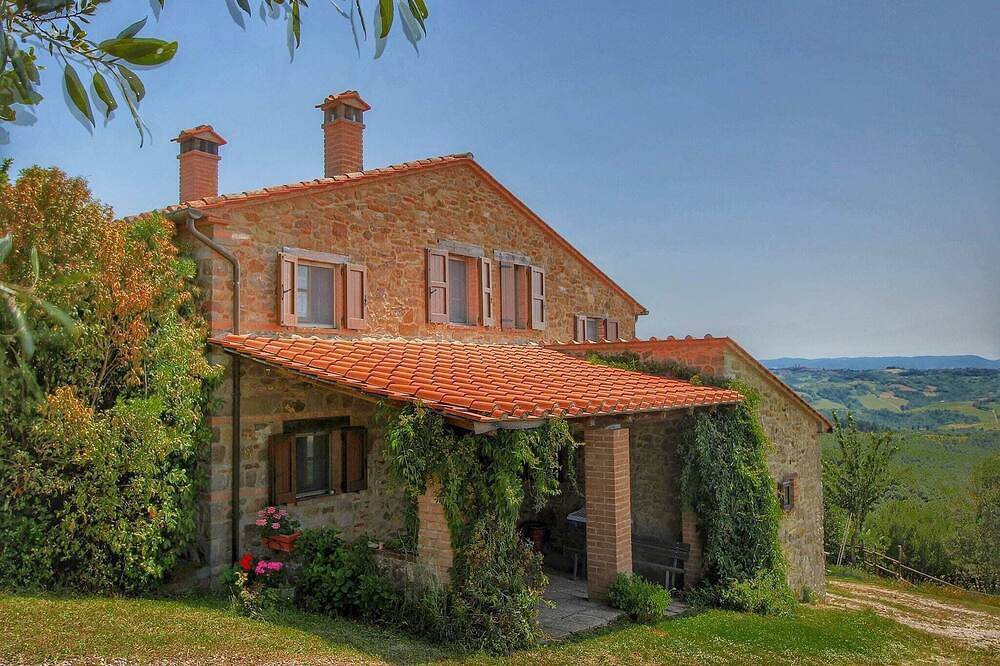 Holiday Home in Paciano near Lake Trasimeno in Paciano, Perugia Province