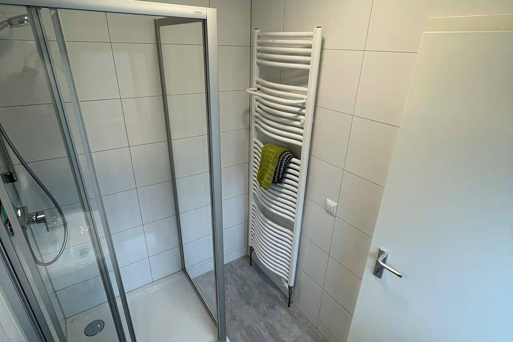 Ganze Wohnung, Apartment Mittelstation 5 Buxacher Straße 23 mit Motorradvermietung in Memmingen, Bayerisch Schwaben