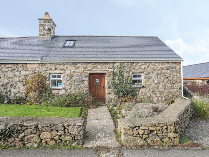 Holiday rental for 2 people, with Garden in Nefyn