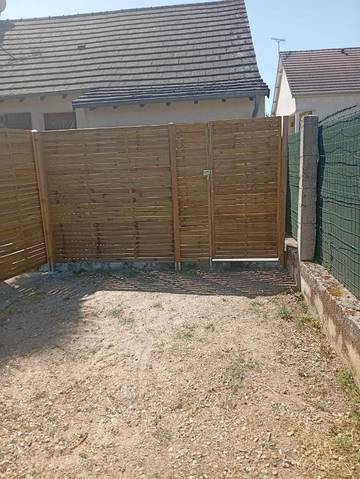 Gîte pour 3 personnes, avec terrasse à Saint-Pryvé-Saint-Mesmin