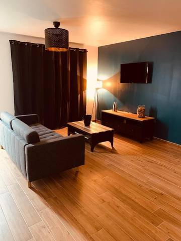 Gîte pour 6 personnes, avec jardin et vue à Auménancourt