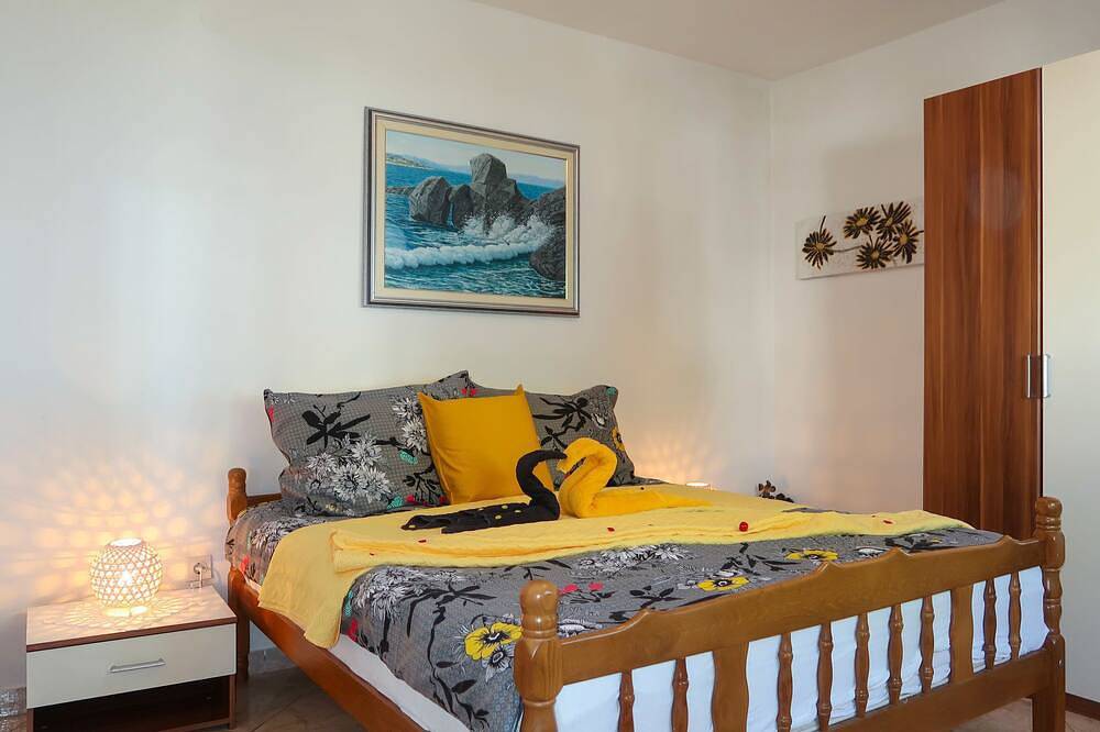 Ganze Wohnung, Ferienwohnung Volga in Sveti Juraj, Naturpark Velebit