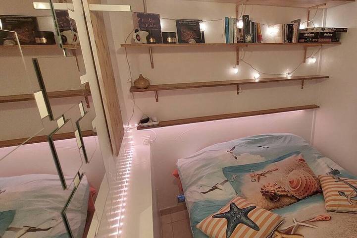 Location de vacances pour 3 personnes, avec terrasse dans Île du Levant - 3