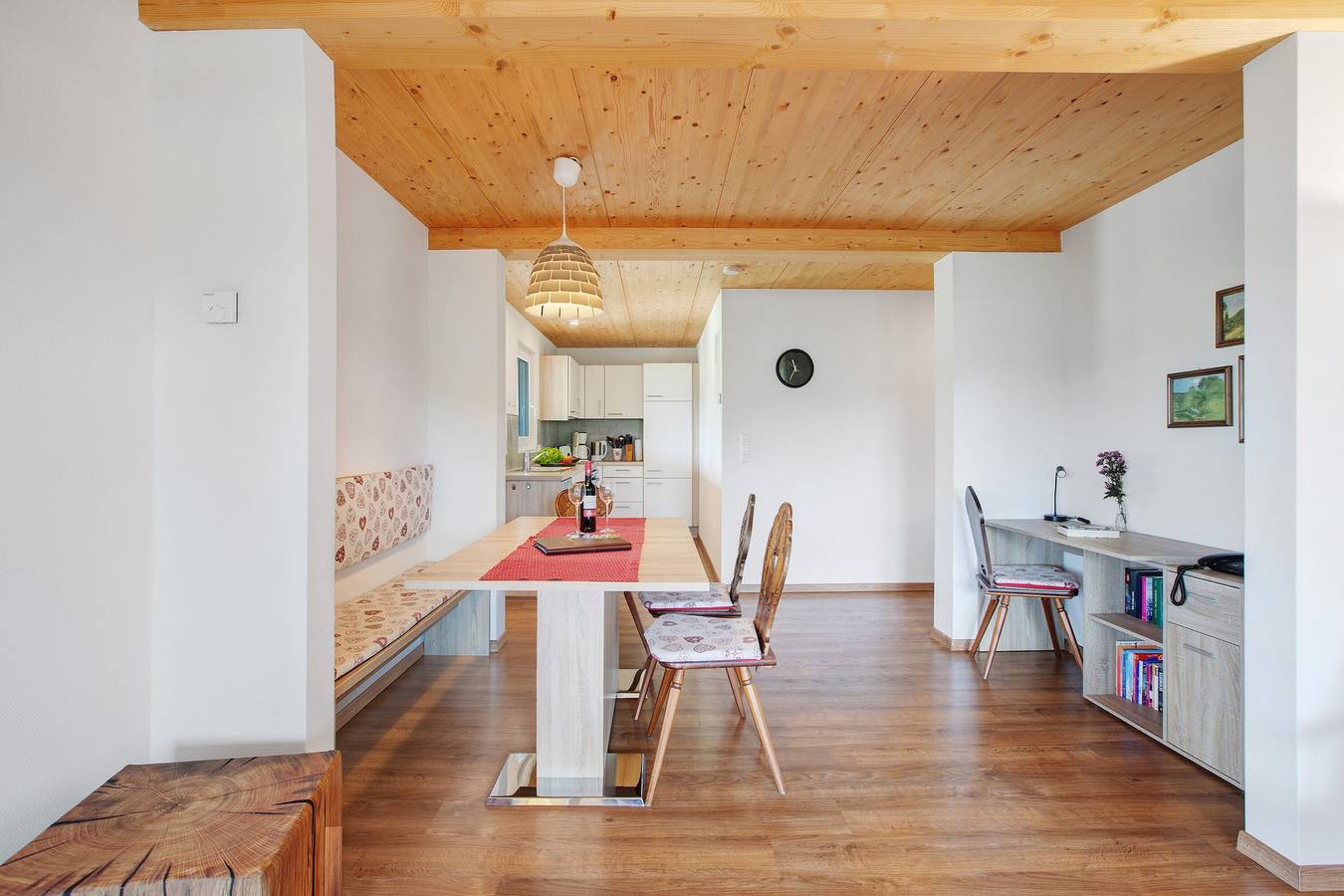 Entire apartment, Hochtalblick: Apartment "Blösling 1" with Panoramic View, Wi-Fi & Dreiwelten-Card Included in Bernau im Schwarzwald, Southern Black Forest