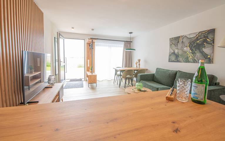 Ferienwohnung für 5 Personen, mit Balkon und Ausblick, kinderfreundlich in Carolinensiel