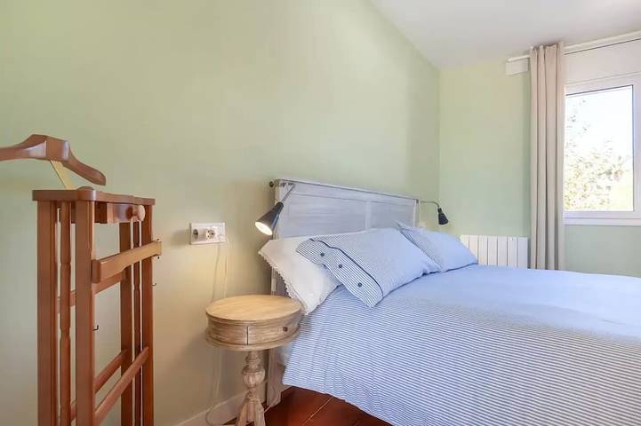 Ganze Wohnung, Geräumige und helle Designerwohnung neben Playa Larga in Cala Romana, Tarragona
