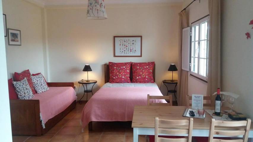 Gîte pour 3 personnes, avec jardin et balcon à Vendas Novas