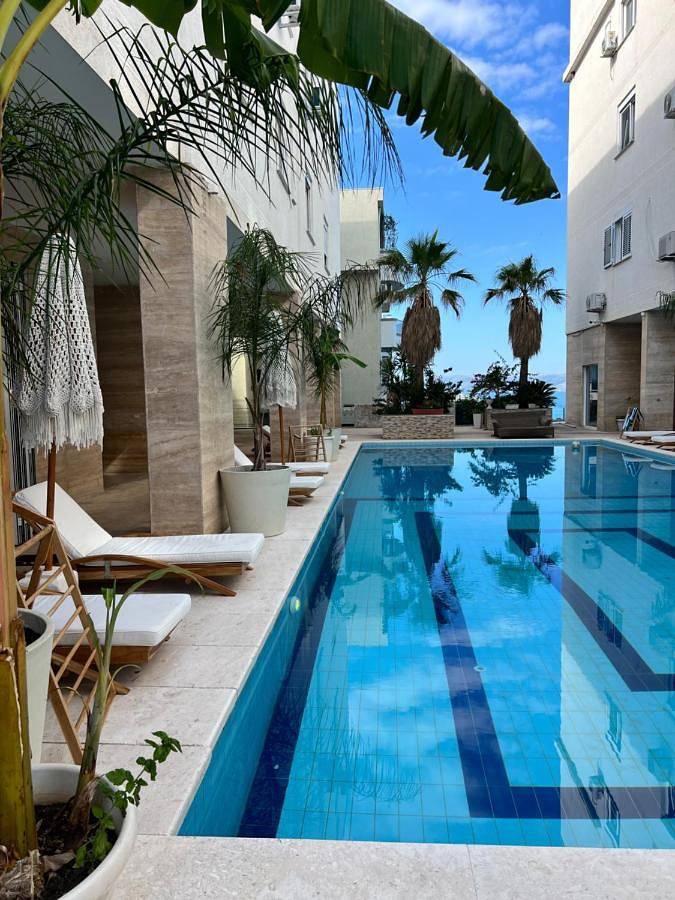 Apartamento de vacaciones para 2 personas, con piscina además de vistas y balcón - 1