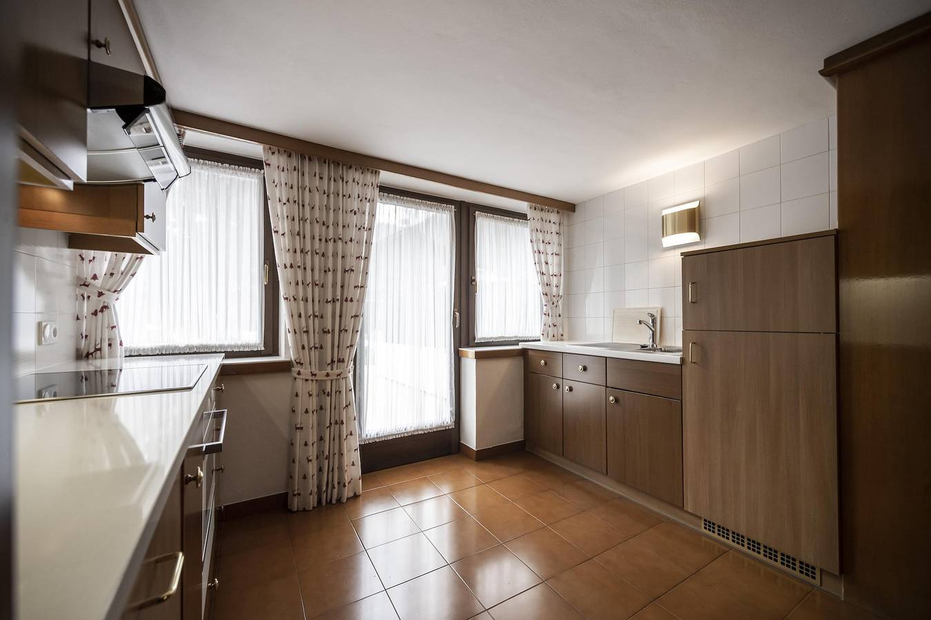 Hel lejlighed, Villa Stella Apartment N 41 near the ski lift with mountain view and Wi-Fi in St. Ulrich in Gröden, Dolomiti Superski
