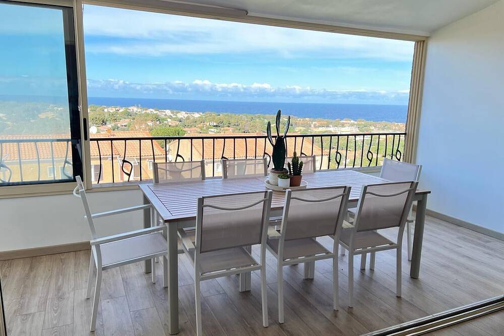 Entire apartment, Lor Panoramique 80m2-3 Chambres Santambroggio - Vue mer et Montagne in Sant Ambroggio, Lumio