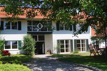 Ferienwohnung für 2 Personen in Mickhausen, Romantische Straße, Bild 3
