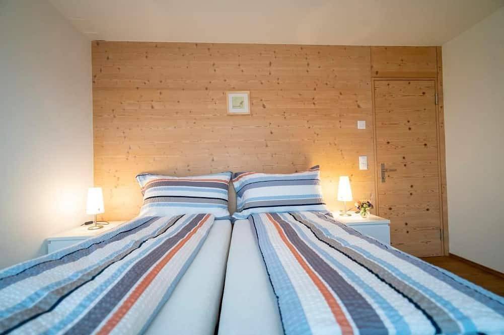 Ganze Wohnung, Ferienwohnung Ftan für 1 - 2 Personen mit 1 Schlafzimmer - Doppelhaus in Ftan, Unterengadin