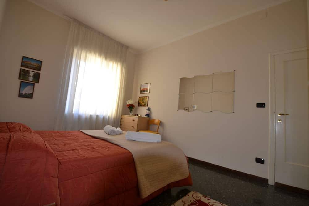 Entire apartment, Magenta Apartment in the center of Varese in Varese, Varese Province