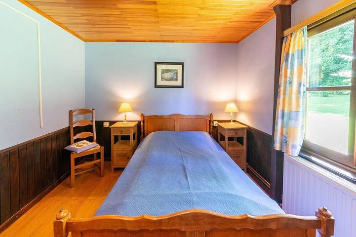 Gîte pour 5 personnes, avec piscine ainsi que terrasse et jardin dans Grand Halleux - 4