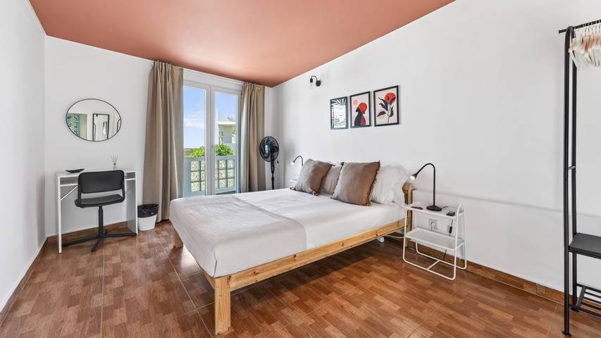 Apartamento entero, Apartamento de vacaciones para 4 personas con terraza in Quarteira, Distrito de Faro