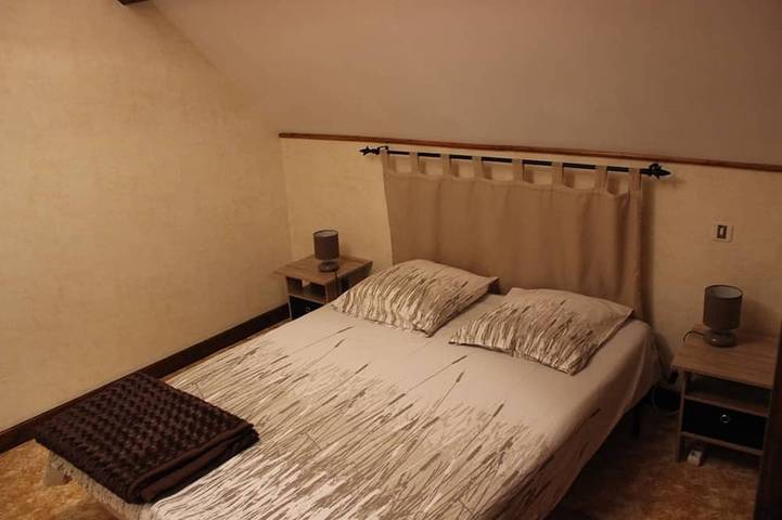 Location de vacances pour 8 personnes, avec jardin et terrasse dans Lac de Pareloup - 2