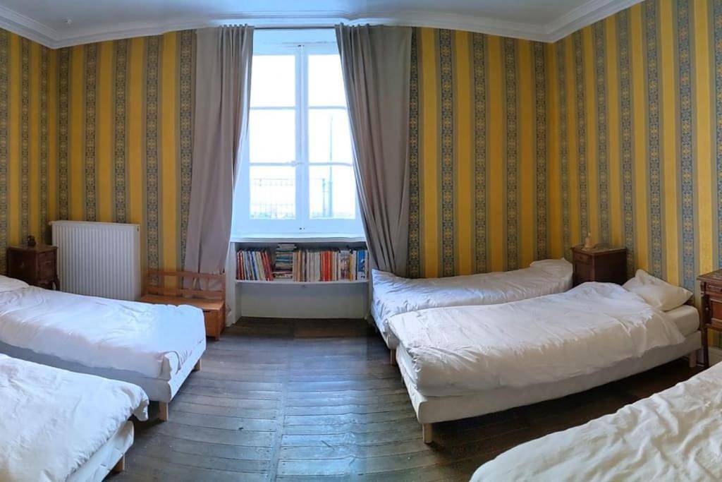 Seven-Bedroom House in Saint-Savin, Vienne (France)