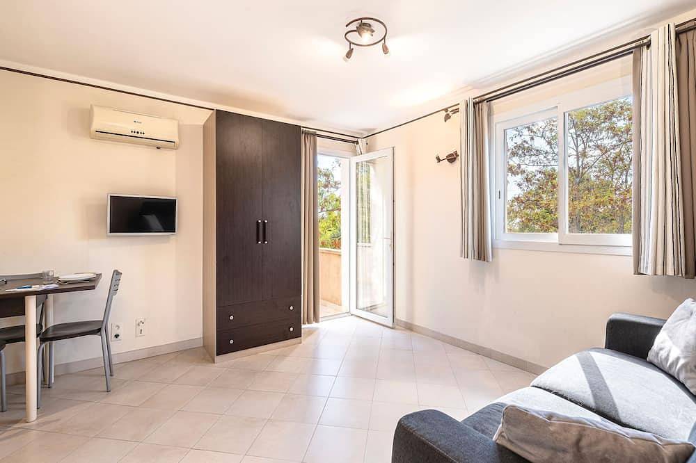 Entre Solenzara & Porto Vecchio | Maison T2 + clim in Favone, Francia