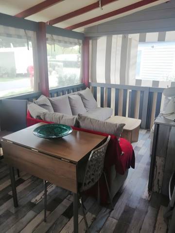 Camping pour 5 Personnes dans Les Mathes, Région de Rochefort, Photo 2