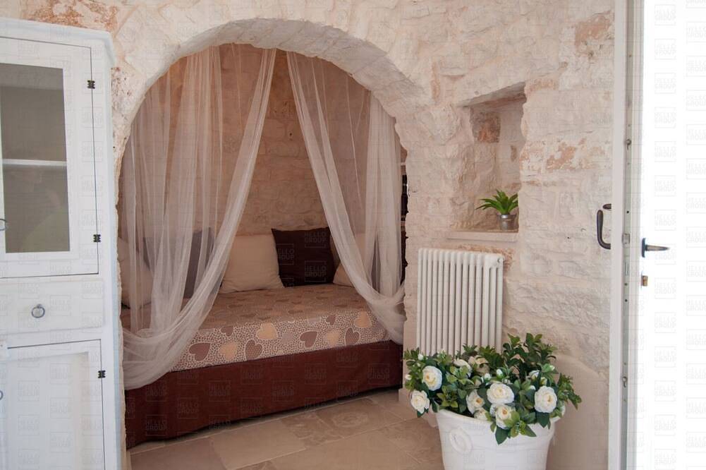 Trulli Belvedere: Autentici Trulli con Piscina Privata, Animali Ammessi in Cocolicchio, Salento