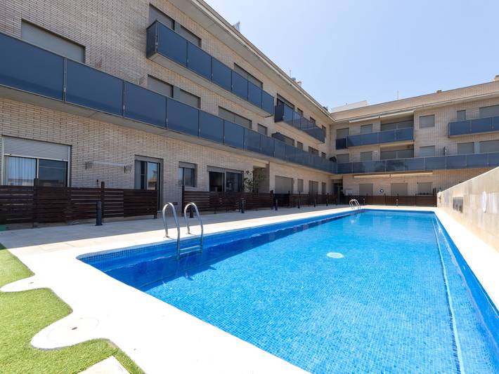 Appartement de vacances pour 6 personnes, avec terrasse et piscine, animaux acceptés - 1