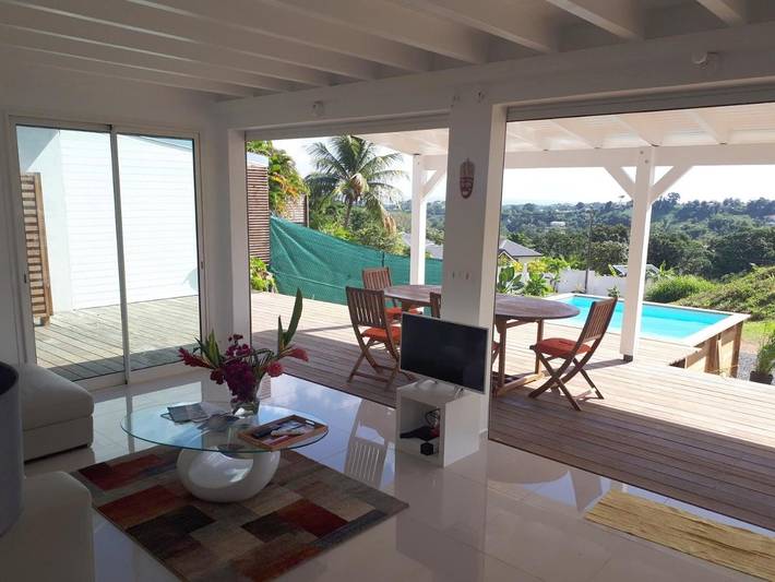 Maison de vacances pour 8 personnes, avec vue ainsi que jardin et piscine à Petit-Bourg