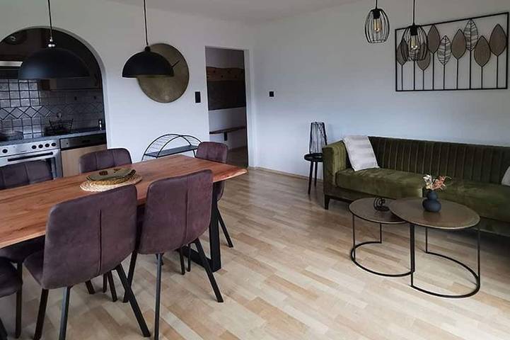 Ferienwohnung für 4 Personen, mit Balkon in Tiefgraben